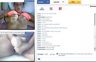 XXX Lei mostra porno mogli amatoriali italiane quello che può fare sul suo tappetino yoga, e lasciatevi toccare