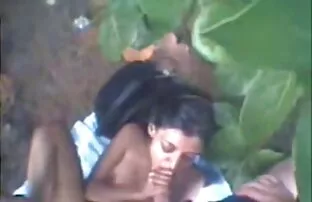 XXX Due ragazze succhiare il cazzo di un video amatoriali xxx italiani ragazzo