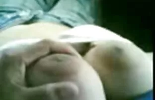 XXX In attesa di suo solopornoitaliano amatoriale marito dal lavoro e ha ottenuto un bastone di cazzo