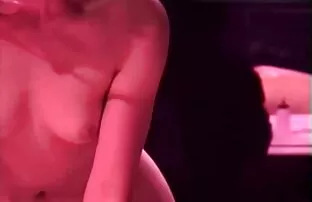 XXX Due femmine video amatoriali italiani sex cazzo con un uomo calvo